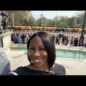 Meet your Posher, Yolanda